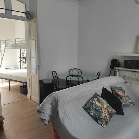 公寓 Cosy Dreams 24h Du Mans Avec Jardin 勒芒